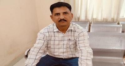 Land Records Officer Anil Kumar Caught Red-Handed Taking Rs 3.80 Lakh Bribe in Jaipur
