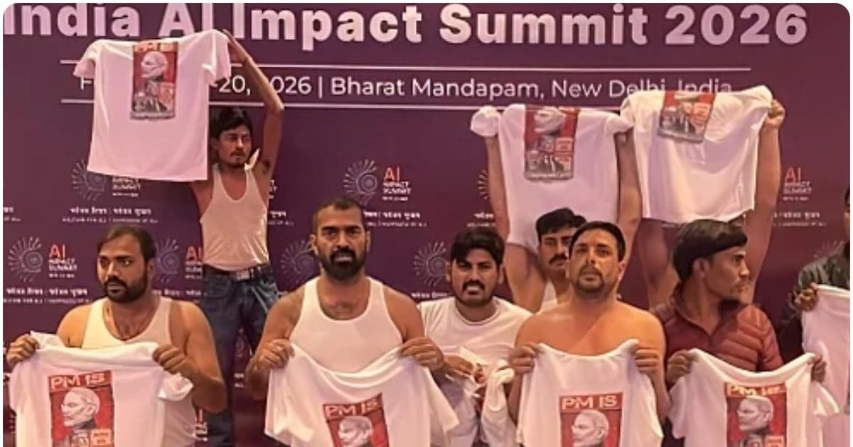 बचपन में मैंने कच्छा-बनियान गैंग का नाम सुना था... यूथ कांग्रेस के 'शर्टलेस' प्रदर्शन पर एग्जिबिटर्स भड़के