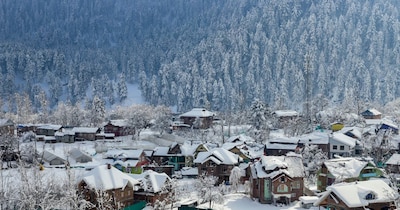 IMD ने दो पश्चिमी विक्षोभ सक्रिय होने की चेतावनी दी है. (फोटो PTI)