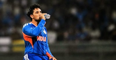 अभिषेक शर्मा को अचानक अस्पताल में कराया गया भर्ती