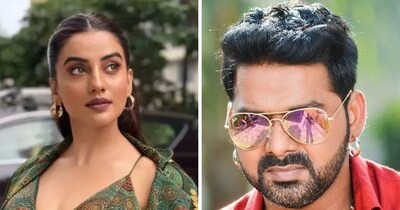 अक्षरा सिंह और पवन सिंह के रिश्ते को लेकर एक बार फिर बयानबाजी तेज हो गई है. दोनों का रिश्ता खत्म हो चुका है, लेकिन विवाद थमने का नाम नहीं ले रहा. हाल ही में एक इंटरव्यू में अक्षरा सिंह ने बिना नाम लिए पवन सिंह पर निशाना साधते हुए कहा कि अगर कभी अफेयर हो गया तो क्या, क्या मुझे फांसी पर लटका दिया जाए? उनके इस बयान के बाद फिर से चर्चाएं तेज हो गई हैं.