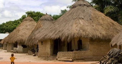 बिहार में पीएम आवास योजना को अभी तक फंड नहीं मिला है.