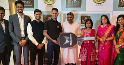 लकी ड्रॉ से कार जीतना आईएएस अधिकारी को पड़ा महंगा, नौकरी से सस्पेंड. (सोशल मीडिया)