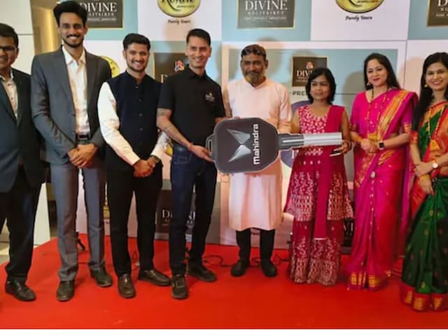 मुफ्त की XUV700 लेना पड़ा भारी, लकी ड्रॉ के चक्कर में नप गईं IAS अफसर