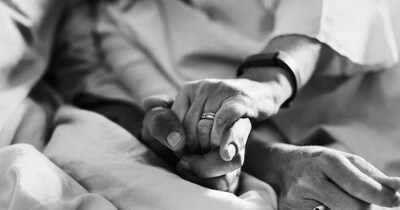 जांजगीर-चांपा: बेटे की मौत के बाद माता-पिता ने की आत्महत्या, गांव में पसरा सन्नाटा.