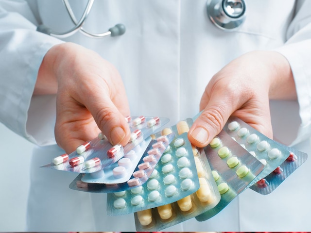 আমাকে কি সারাজীবন কোলেস্টেরলের ওষুধ খেতে হবে? হৃদরোগ বিশেষজ্ঞের কাছ থেকে সত্যটি জেনে নিন