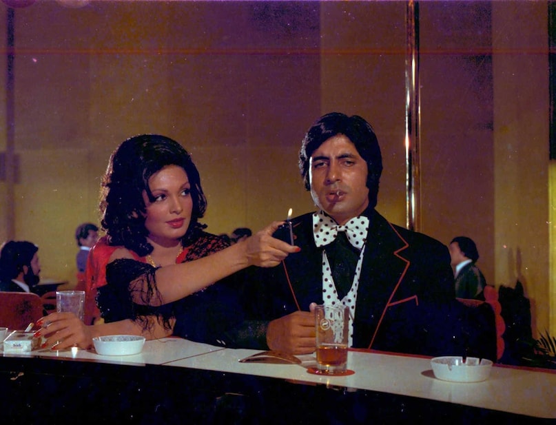 Deewar movie facts , Amitabh Bachchan , Amitabh Bachchan news , Amitabh Bachchan performance , Deewar , Deewar film famous dialogue , Deewar dynamic and powerful monologue , aaj khush toh bahut hoge tum, amitabh bachchan deewar, अमिताभ बच्चन, दीवार फिल्म के फैक्ट्स, दीवार ने कैसे बदले हिंदी सिनेमा के तेवर, अमिताभ बच्चन ने कैसे रिकॉर्ड किए हिट डायलॉग, सलीम-जावेद