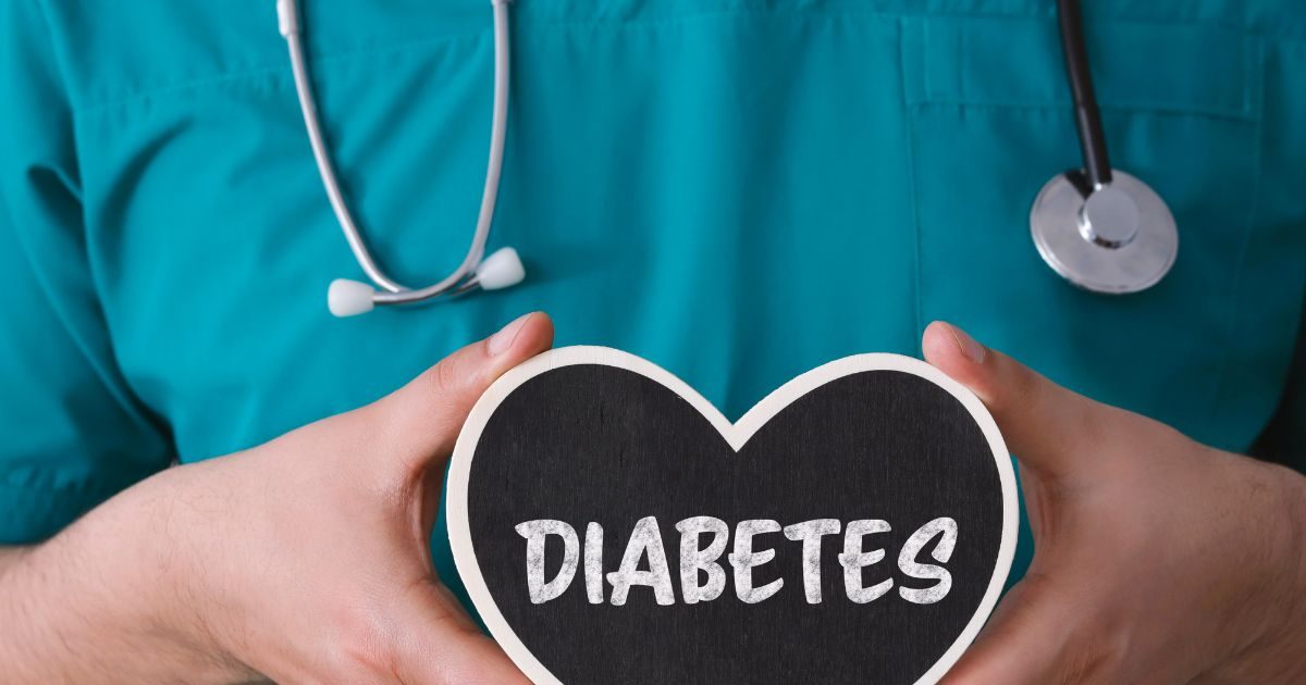 Diabetes: शुगर मरीजों के लिए ये 5 फल वरदान से कम नहीं, रोज खाने से मिलेंगे कई फायदे
