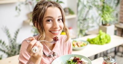 शुगर के मरीजों को रोज 5-6 छोटे-छोटे मील्स लेने चाहिए.