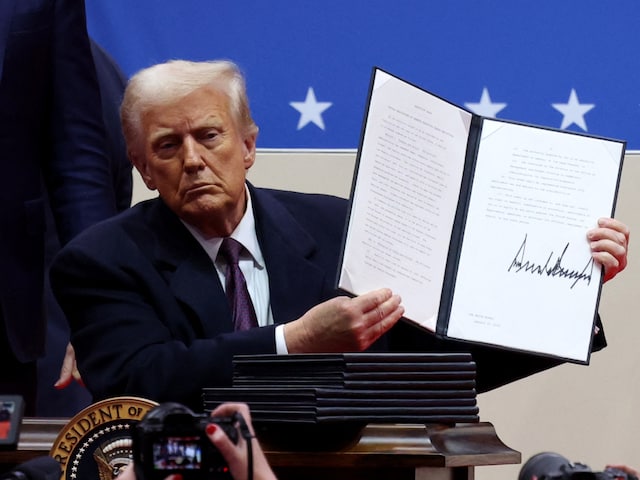 Crackdown on refugees in America! Trump's new order increased tension