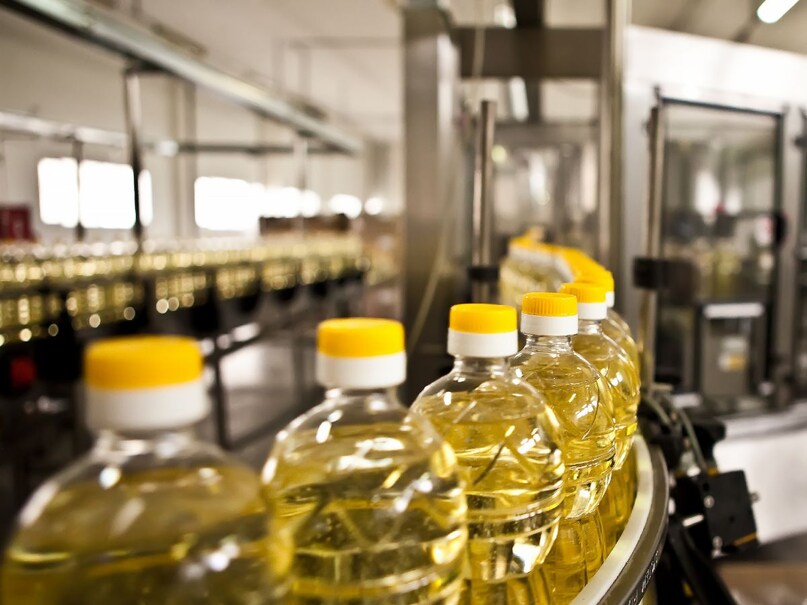 edible oil price , cooking oil price cut, import duty on edible oil, new MRP on oil bottles, palm oil new rate, soybean oil price