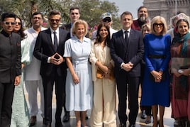 बॉलीवुड सितारों संग राष्ट्रपति इमैनुएल मैक्रों की मुलाकात, PHOTOS वायरल