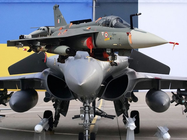 राफेल तो ट्रेलर.. भारत की झोली में हर साल 40 फाइटर जेट, एयरफोर्स की मुराद पूरी