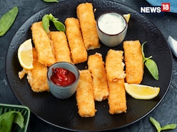 Fish Recipes For Kids : बच्चा मछली खाने में करता है नखरे? बनाएं 'फिश फिंगर्स' Fish Recipes For Kids : बच्चा मछली खाने में करता है नखरे? बनाएं 'फिश फिंगर्स'