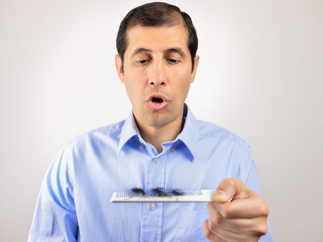 Does your hair keep falling throughout the day? Consume this desi thing, hair fall will reduce