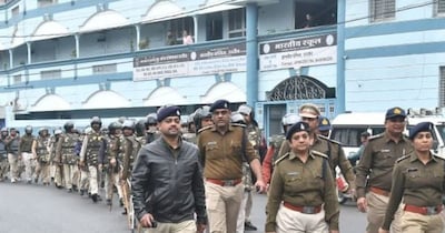 उज्‍जैन में पुलिस हाई अलर्ट मोड पर है. 