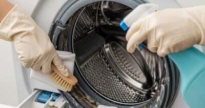 वॉशिंग मशीन की सफाई: कब और कैसे करें, नहीं तो खराब हो जाएगी और कपड़ों से आएगी बदबू.