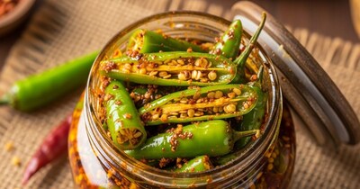 कटी मिर्च का अचार: 20 दिन तक चलेगा, खाने का स्वाद बढ़ाएगा, नोट करें रेसिपी.