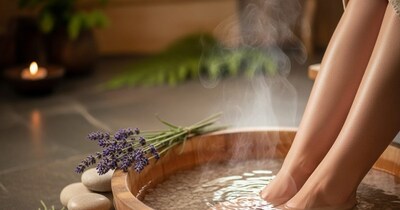 नमक पानी में पैर डालने के फायदे