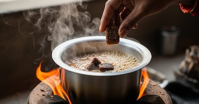 गुड़ वाली चाय क्यों फट जाती है? चीनी की क्यों नहीं, जानें इसके पीछे का साइंस