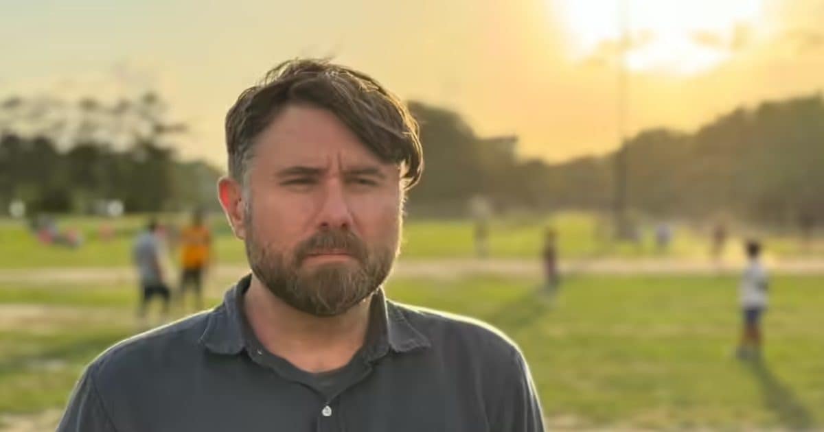 19 साल खुद को लड़की समझता रहा लड़का, पैदा होते ही मां-बाप ने करवाया था  सीक्रेट 'ऑपरेशन', जवानी में खुला राज! - News18 हिंदी