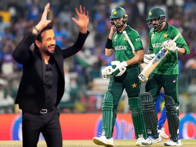 পাকিস্তানের পরাজয়ের পর ক্ষতস্থানে লবণ মাখলেন ইরফান পাঠান, প্রচণ্ড নাচলেন