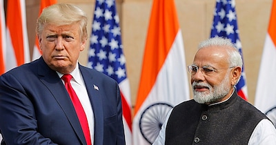 अमेरिका ने भारत पर टैरिफ घटाना.