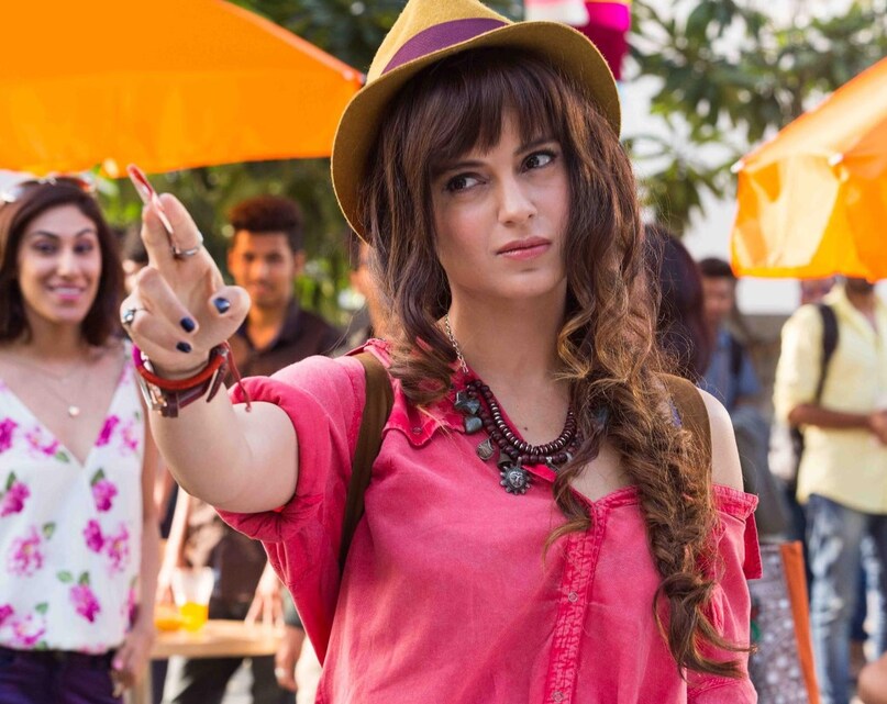 Kangana Ranaut, Kangana Ranaut Akshaye Khanna, Kangana Ranaut viral video, Akshaye Khanna dance Chaiyya Chaiyya, Kangana Ranaut throwback video, Akshaye Khanna recent movies, Kangana Ranaut upcoming movies, Kangana Ranaut politician, Akshaye Khanna Telugu debut