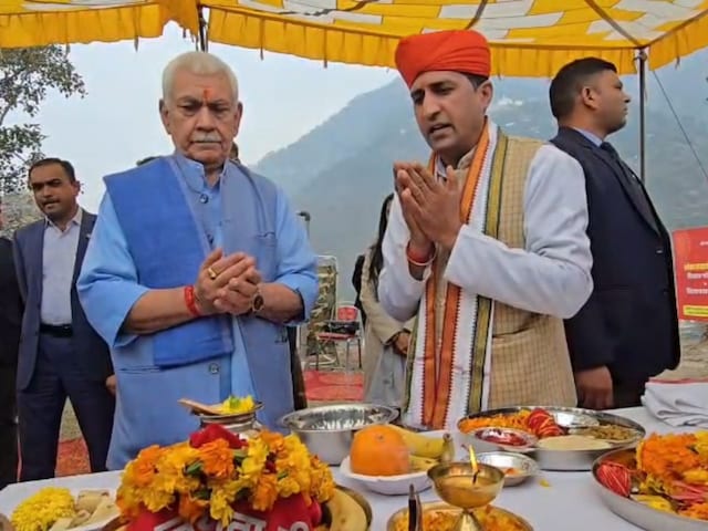 कटरा: श्राइन बोर्ड करेगा शंकराचार्य मंदिर का निर्माण, उपराज्यपाल ने की शुरुआत