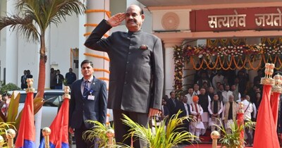 लोकसभा स्पीकर श्री ओम बिरला बिहार विधान भवन पहुंचने पर गार्ड ऑफ ऑनर का निरीक्षण करते हुए.