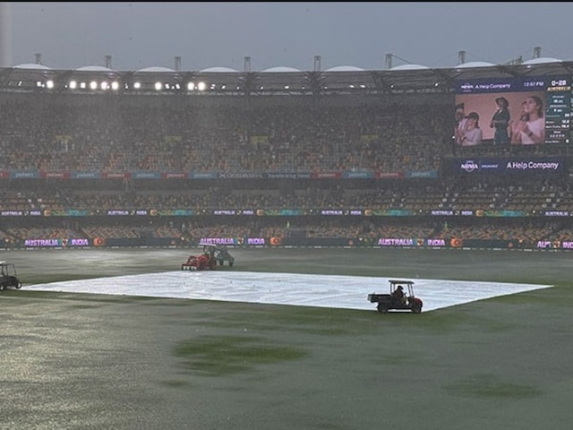 পাকিস্তান বনাম নিউজিল্যান্ড ম্যাচ বাতিল, ইন্দ্রদেবের আশীর্বাদে লাভবান কে?