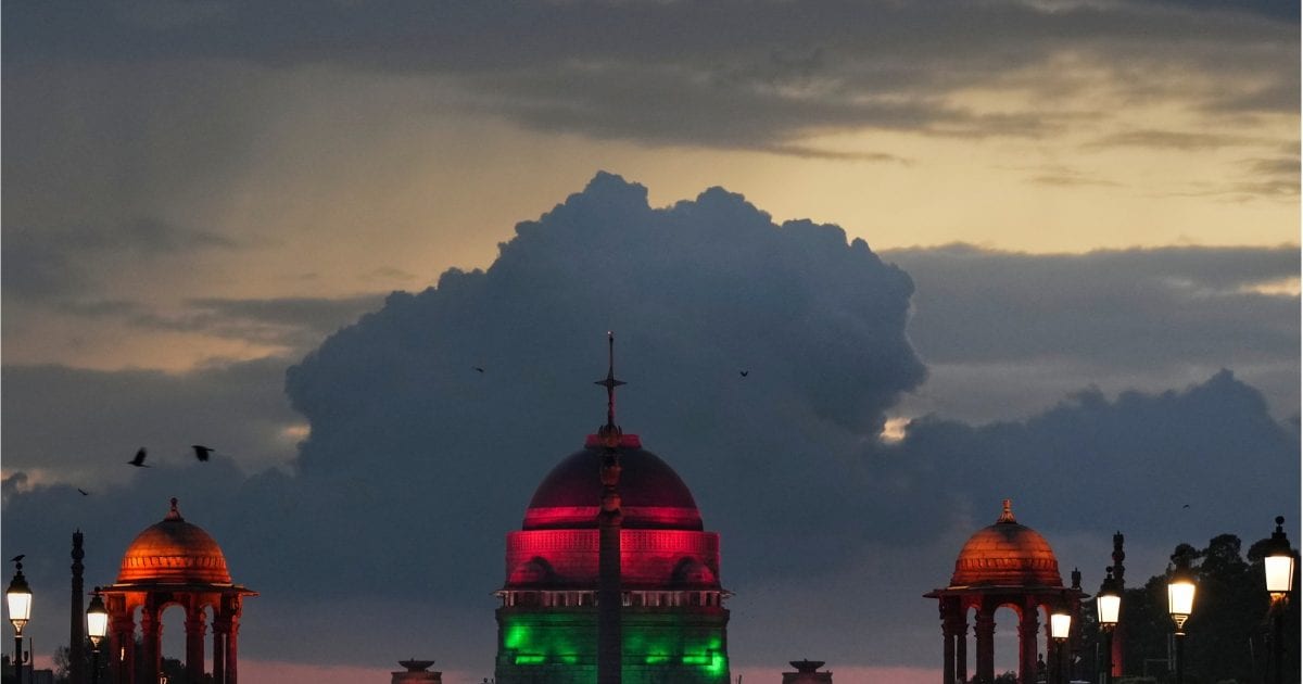 PMO को लेकर लुटियंस की किनसे हुई थी लड़ाई, क्‍यों भिड़ गए थे 2 अंग्रेज, कहां बैठते थे नेहरू और पटेल?