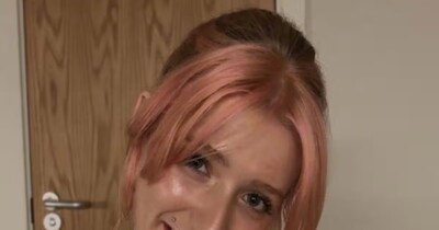 हर दिन ब्रश करने के बाद भी नहीं बचे एक भी दांत (इमेज- फाइल फोटो)