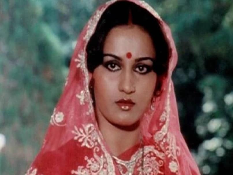 reena roy shatrughan sinha relationship, reena roy daughter name, reena roy husband name and photo, Reena Roy Shatrughan Sinha love affari, Why Sonakshi Sinha Looks Like Reena Roy, sonakshi sinha uncanny resemblance with reena roy, Reena Roy age, Reena Roy shatrughn sinha superhit movies, Reena Roy Mohsin khan divorce reason, why reena roy shatrughan sinha not get married, reena roy shatrughan sinha break up reason