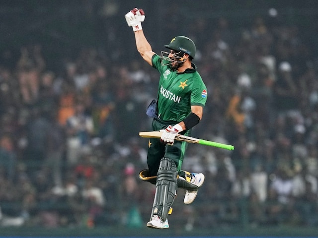 সাহেবজাদা ইতিহাস সৃষ্টি করলেন, প্রথম ব্যাটসম্যান হিসেবে এই কীর্তি গড়েন 