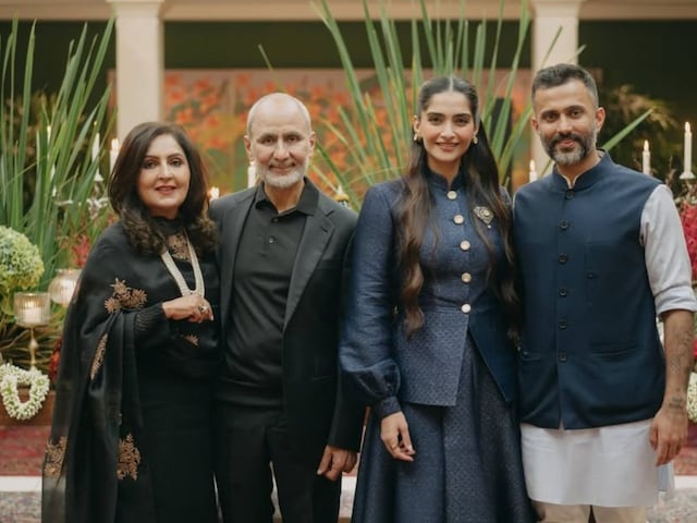 सोनम कपूर ने सासू मां को विश किया बर्थडे, शेयर किया इमोशनल नोट