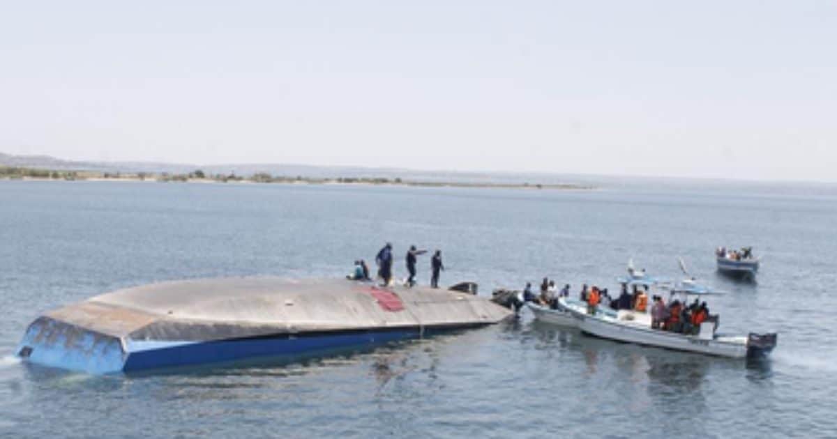 सूडान में पलटी नाव, 15 की गई जान, मरने वालों में महिलाएं, बच्चे और बुजुर्ग भी शामिल