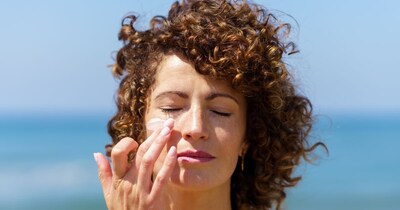 सनस्क्रीन लगाने से विटामिन D के स्तर पर कोई खास असर नहीं पड़ता है.