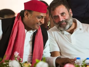 सपा प्रवक्ता का बड़ा बयान.