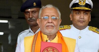 वित्त मंत्री सुरेश खन्ना.