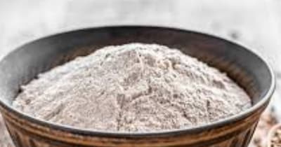 कूटू का आटा. 