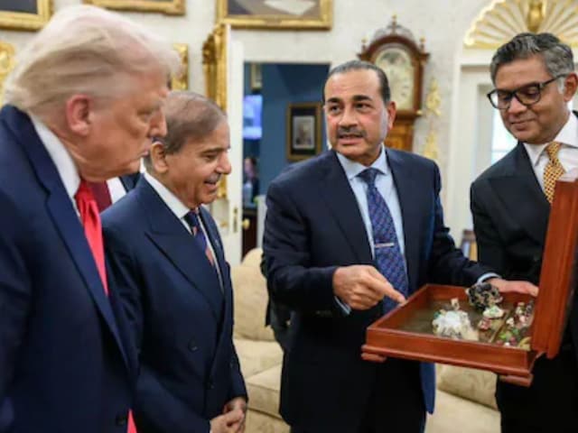 America gave a shock to Pakistan, threw Shahbaz-Munir's 'treasure' in the garbage.