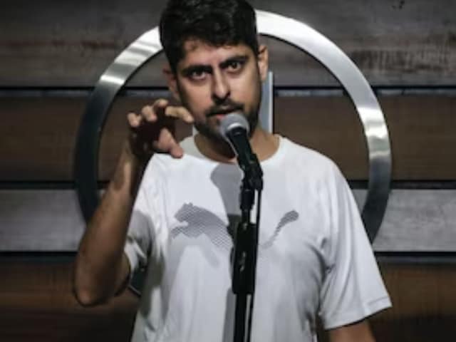 मेट्रो हादसे के बाद वरुण का तीखा प्रहार, मुंबई को बताया 'भ्रष्टाचार का सेंटर