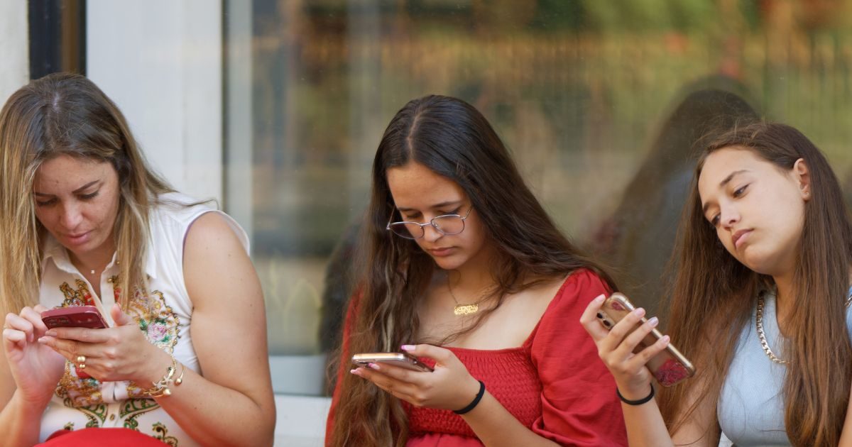 रूस में ब्‍लॉक होगा वॉट्सऐप! 10 करोड़ यूजर्स को मिलेगा देसी ऐप, सरकार ने कर ली तैयारी, ट्रायल भी पूरा