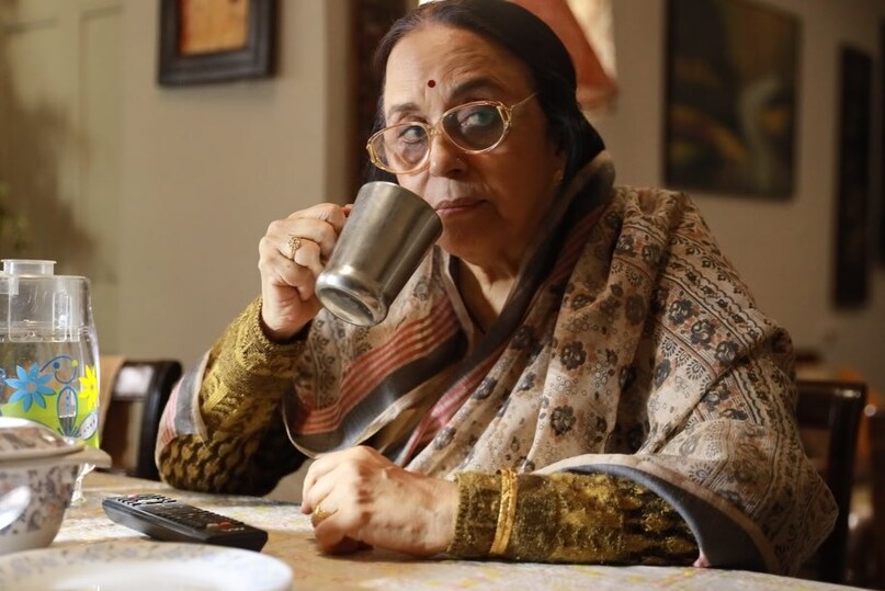 ila arun, ila arun birthday, choli ke peeche kya hai song, khalnayak movie, ila arun career, ila arun films, इला अरुण, इला अरुण बर्थडे, चोली के पीछे क्या है गाना, खलनायक फिल्म, माधुरी दीक्षित, इला अरुण न्यूज