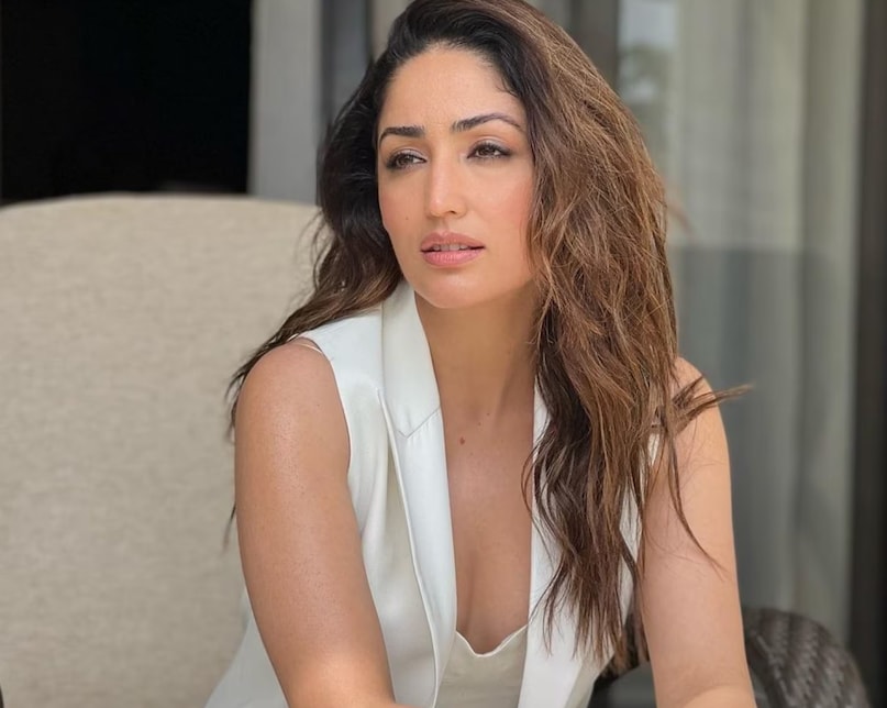 ranveer singh, dhurandhar 2 movie, dhurandhar 2 star cast, yami gautam, suvinder pal, dhurandhar 2 cameo roles, रणवीर सिंह, धुरंधर 2 मूवी, यामी गौतम, सुविंदर पाल, धुरंधर 2 स्टारकास्ट, धुरंधर 2 बॉक्स ऑफिस 