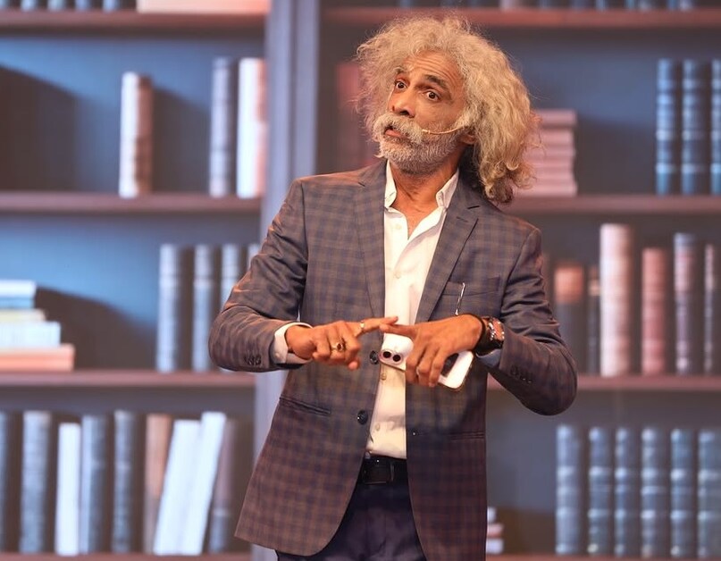 makarand deshpande, makarand deshpande birthday, Makarand Deshpande iconic roles, Makarand Deshpande film journey, Makarand Deshpande theatre and filmमकरंद देशपांडे, मकरंद देशपांडे बर्थडे, मकरंद देशपांडे यादगार किरदार, मकरंद देशपांडे फिल्में, मकरंद देशपांडे न्यूज 