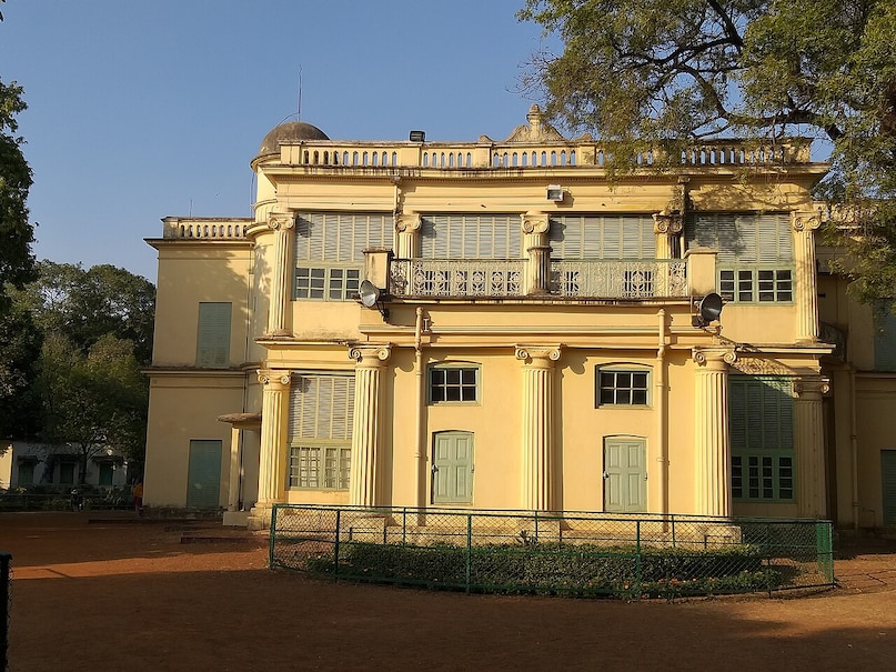 Holi Travel Guide: Must-Visit Places Across India For The Festival Of Colours