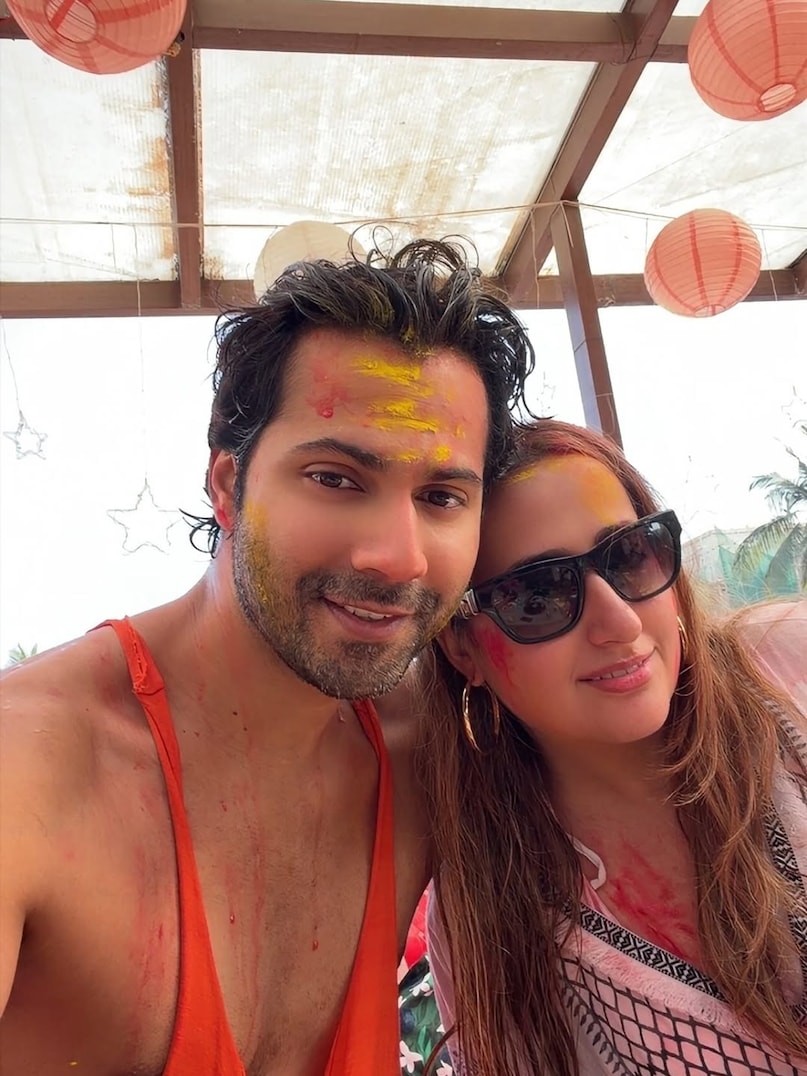 Kriti Sanon, Katrina Kaif, Shabana Azmi, Urmila Matondkar: Bollywood Celebs Celebrate Holi In Style