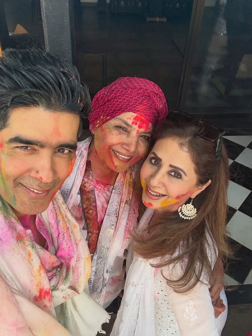 Kriti Sanon, Katrina Kaif, Shabana Azmi, Urmila Matondkar: Bollywood Celebs Celebrate Holi In Style